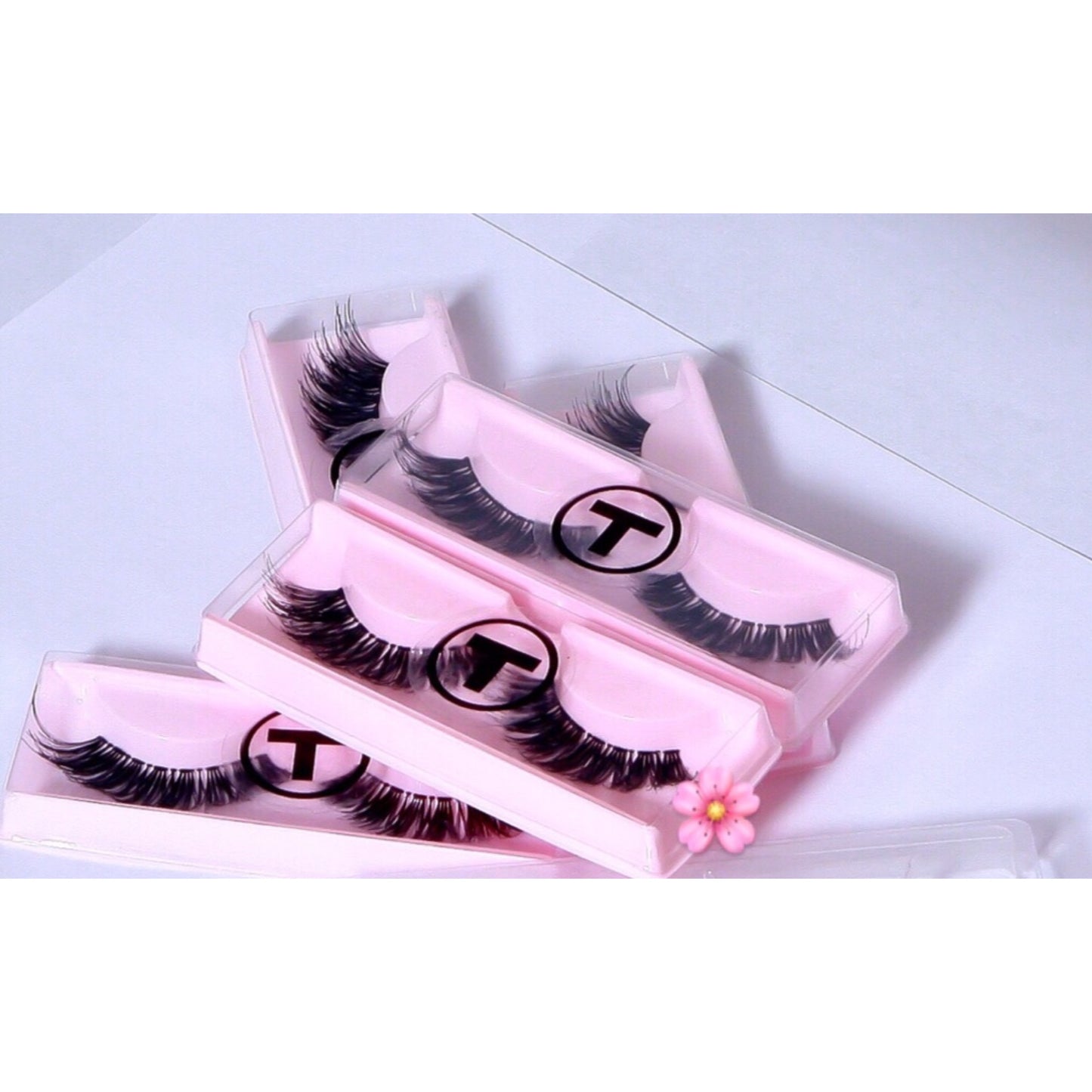 Tayy’s Goddess Lashes - Luxurious Human Hair & Mink Lashes for Stunning Eyes (Discontinued).